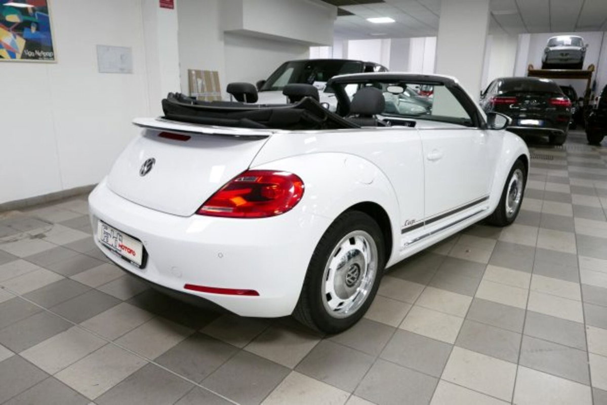Volkswagen Maggiolino Cabrio 1.2 TSI Design BlueMotion Technology (4)