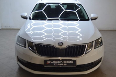 Skoda Octavia Station Wagon 1.5 G-TEC DSG Wagon Ambition (2)
