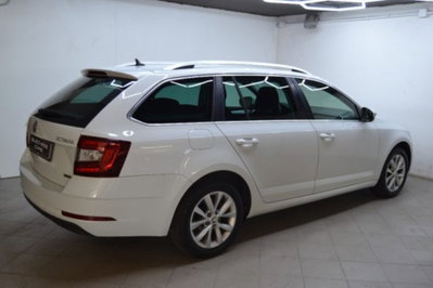 Skoda Octavia Station Wagon 1.5 G-TEC DSG Wagon Ambition (5)