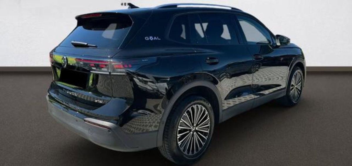 Volkswagen Tiguan 1.5 etsi Edition 130cv dsg (13)