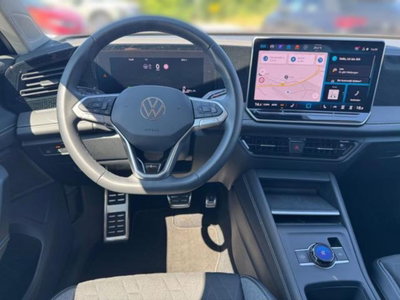 Volkswagen Tiguan 1.5 etsi Edition 130cv dsg (9)