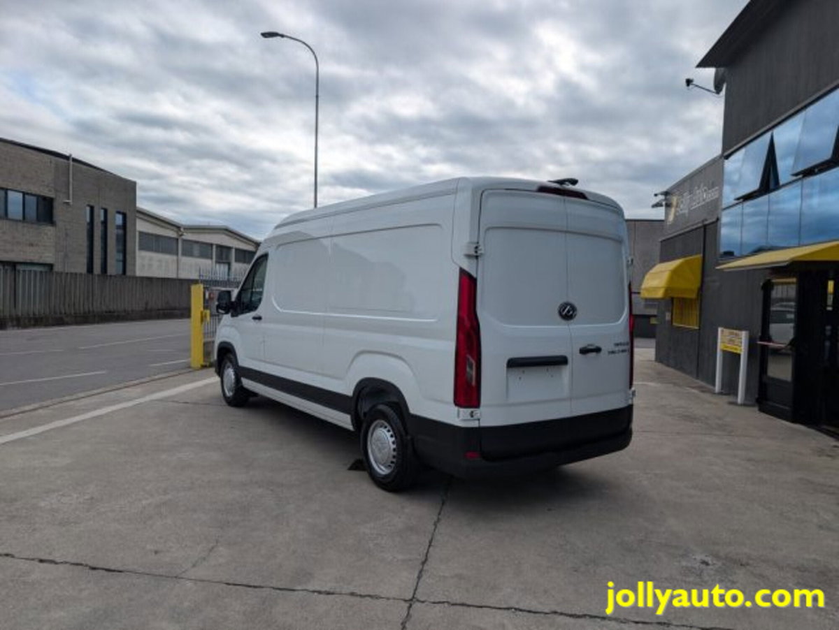 Maxus Deliver Furgone Deliver 9 2.0 crdi 150cv L3H3 rwd (18)