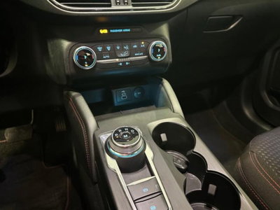 Ford Kuga 2.0 EcoBlue 120 CV aut. 2WD ST-Line X (9)