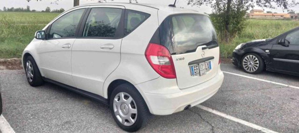 Mercedes-Benz Classe A 160 AUTOMATIC (4)