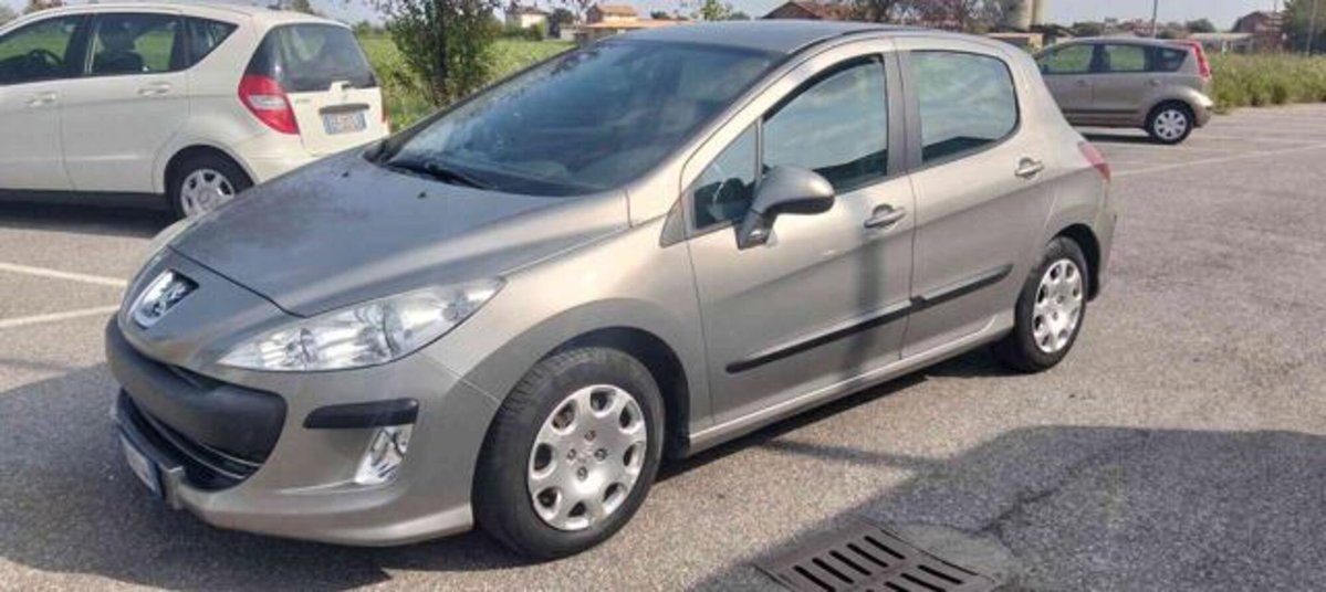 Peugeot 308 1.6 8V HDi 112CV cambio robotizzato 5p. Tecno