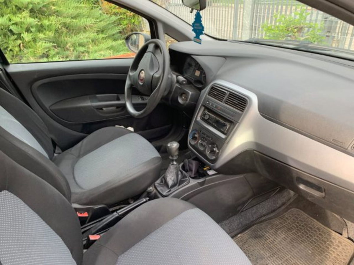 Fiat Grande Punto 1.4 5 porte Actual EasyPower (7)