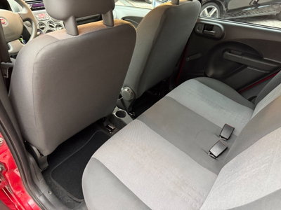 Fiat Panda 1.2 Emotion (7)