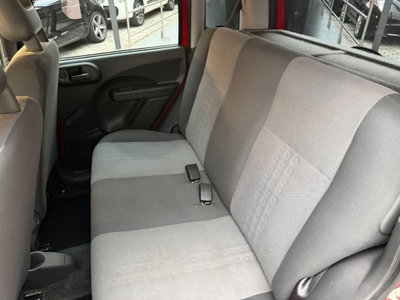 Fiat Panda 1.2 Emotion (8)
