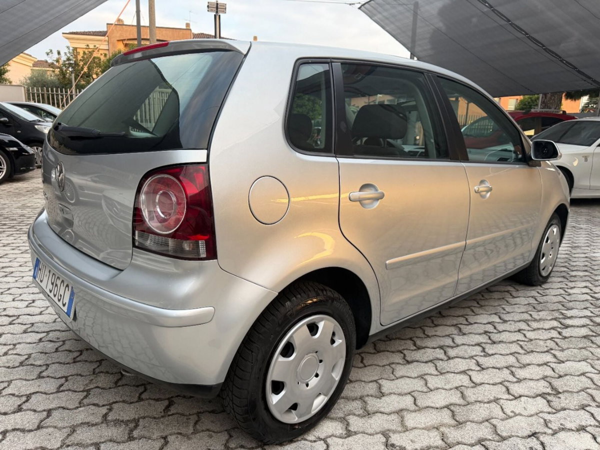 Volkswagen Polo 1.2 5 porte Trendline (6)