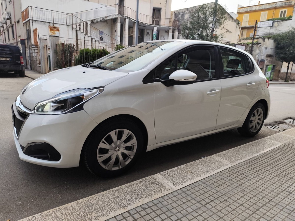Peugeot 208 75 5 porte Active (4)