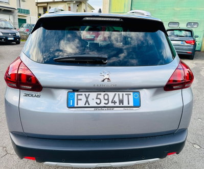 Peugeot 2008 BlueHDi 100 S&S Allure (10)
