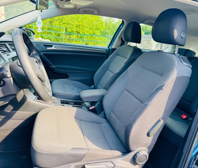 Volkswagen Golf 1.6 TDI 3p. Highline BlueMotion Technology (12)