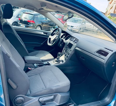 Volkswagen Golf 1.6 TDI 3p. Highline BlueMotion Technology (13)