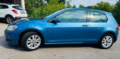 Volkswagen Golf 1.6 TDI 3p. Highline BlueMotion Technology (5)