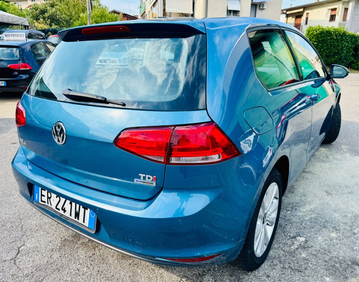 Volkswagen Golf 1.6 TDI 3p. Highline BlueMotion Technology (7)