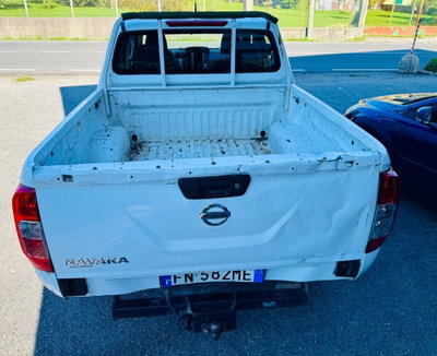 Nissan Navara 2.3 dCi 4WD Double Cab N-Connecta (11)
