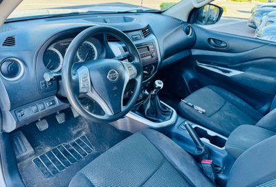Nissan Navara 2.3 dCi 4WD Double Cab N-Connecta (14)
