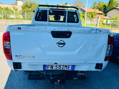 Nissan Navara 2.3 dCi 4WD Double Cab N-Connecta (6)