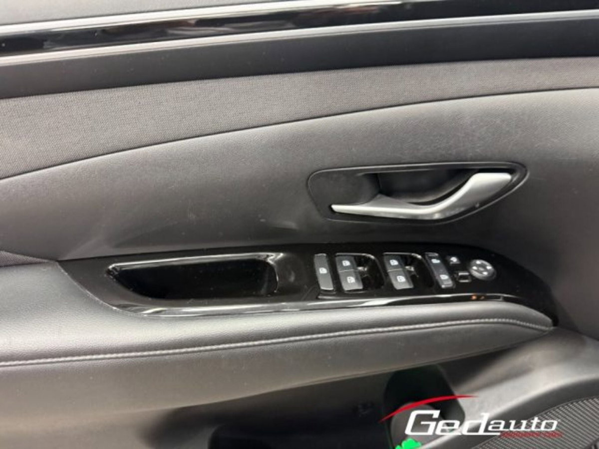 Hyundai Tucson 1.6 CRDi XLine (11)