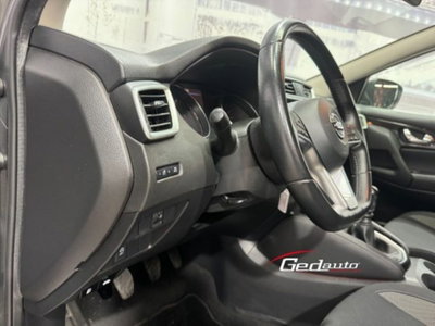 Nissan Qashqai 1.5 dCi 115 CV DCT N-Connecta (11)