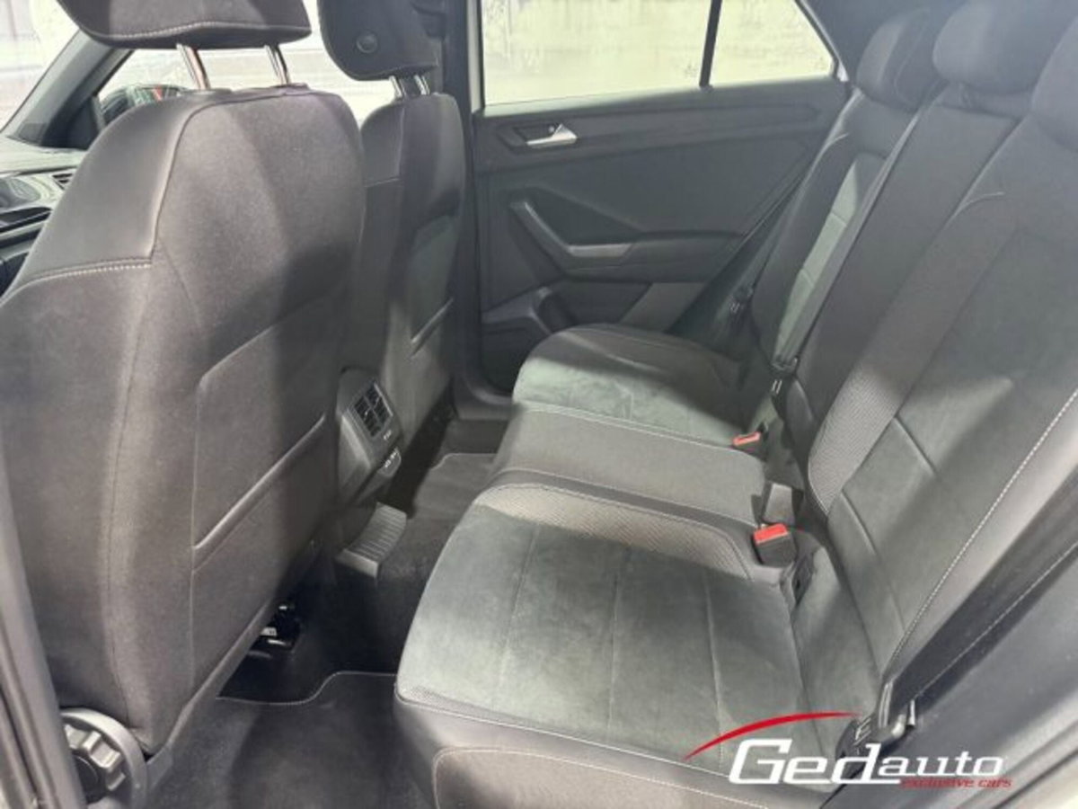 Volkswagen T-Roc 2.0 tdi R-Line 4motion 150cv dsg (14)
