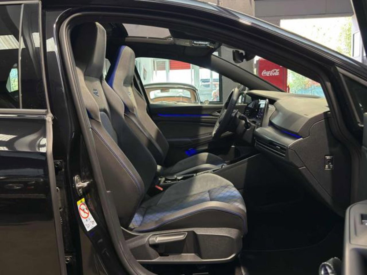 Volkswagen Golf 2.0 TSI R DSG 4Motion (14)