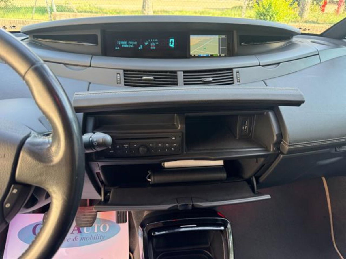 Renault Grand Espace 2.0 dCi 175CV Proactive Initiale (10)