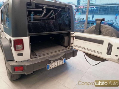 Jeep Wrangler 2.8 CRD DPF Rubicon Auto (9)