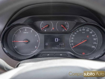 Opel Crossland X 1.2 12V Innovation (13)