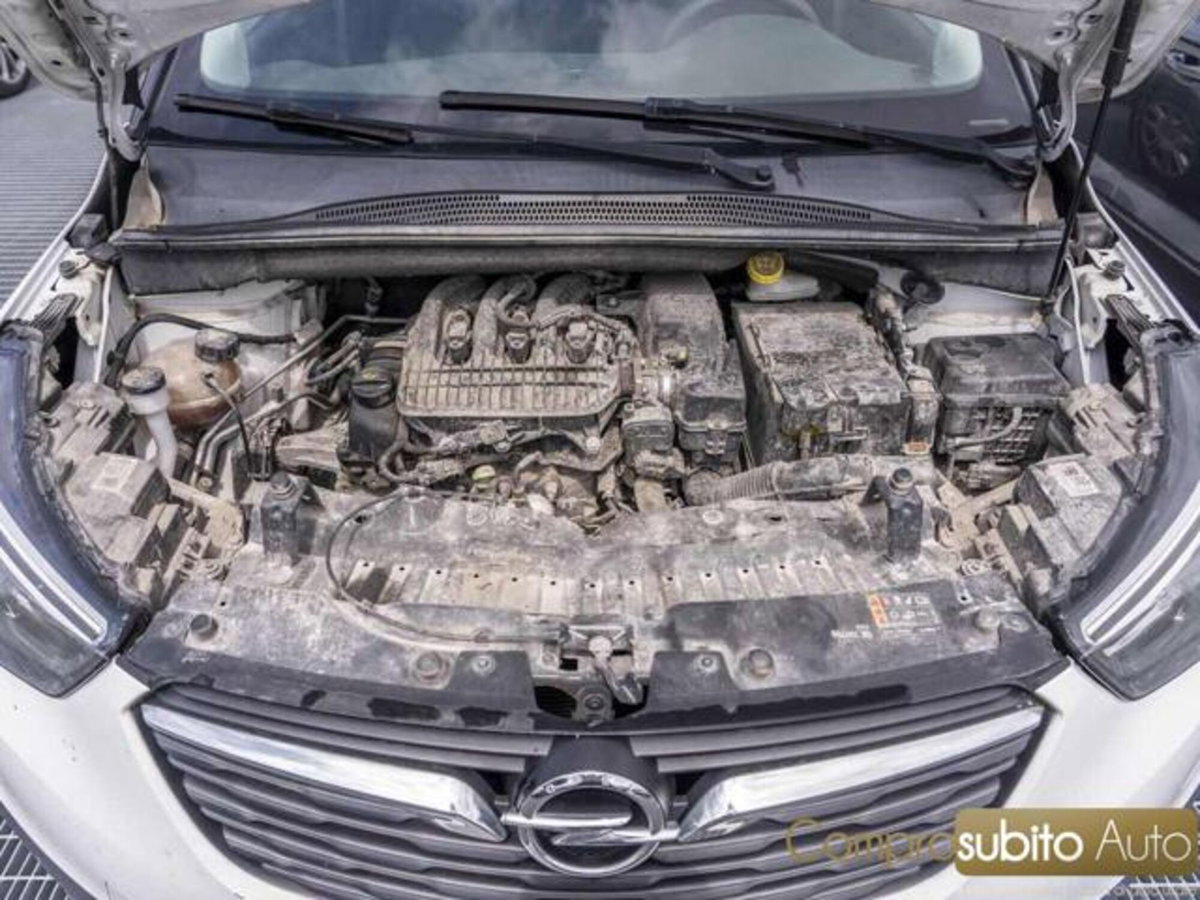 Opel Crossland X 1.2 12V Innovation (18)