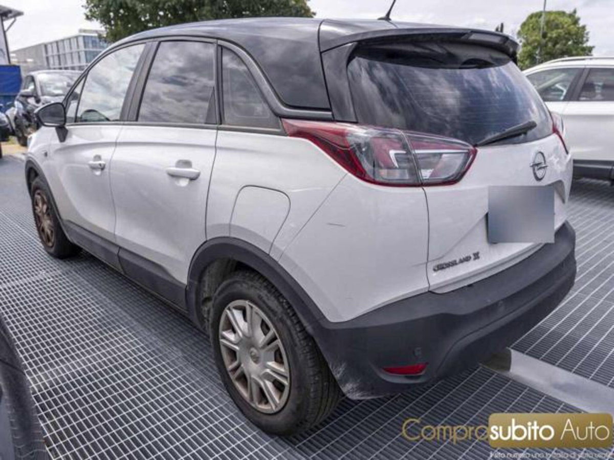 Opel Crossland X 1.2 12V Innovation (4)