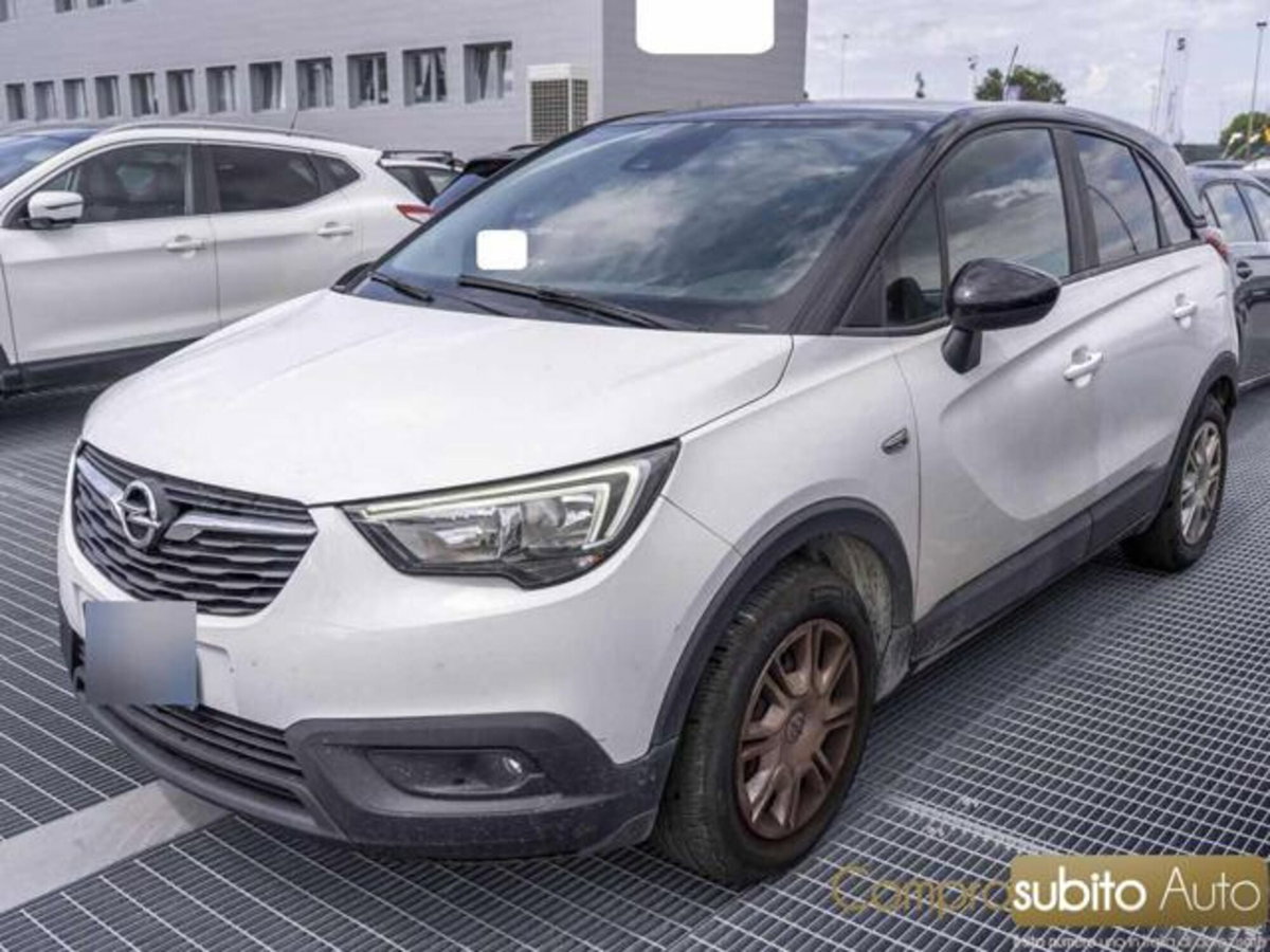 Opel Crossland X 1.2 12V Innovation (6)