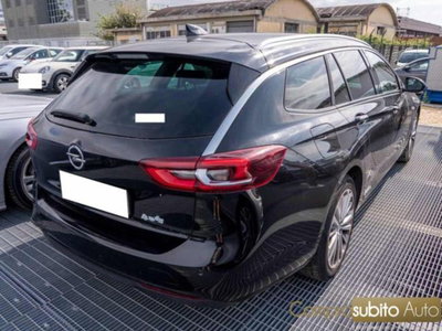 Opel Insignia Station Wagon CDTI 4x4 170CV Start&Stop Sports Cosmo (4)