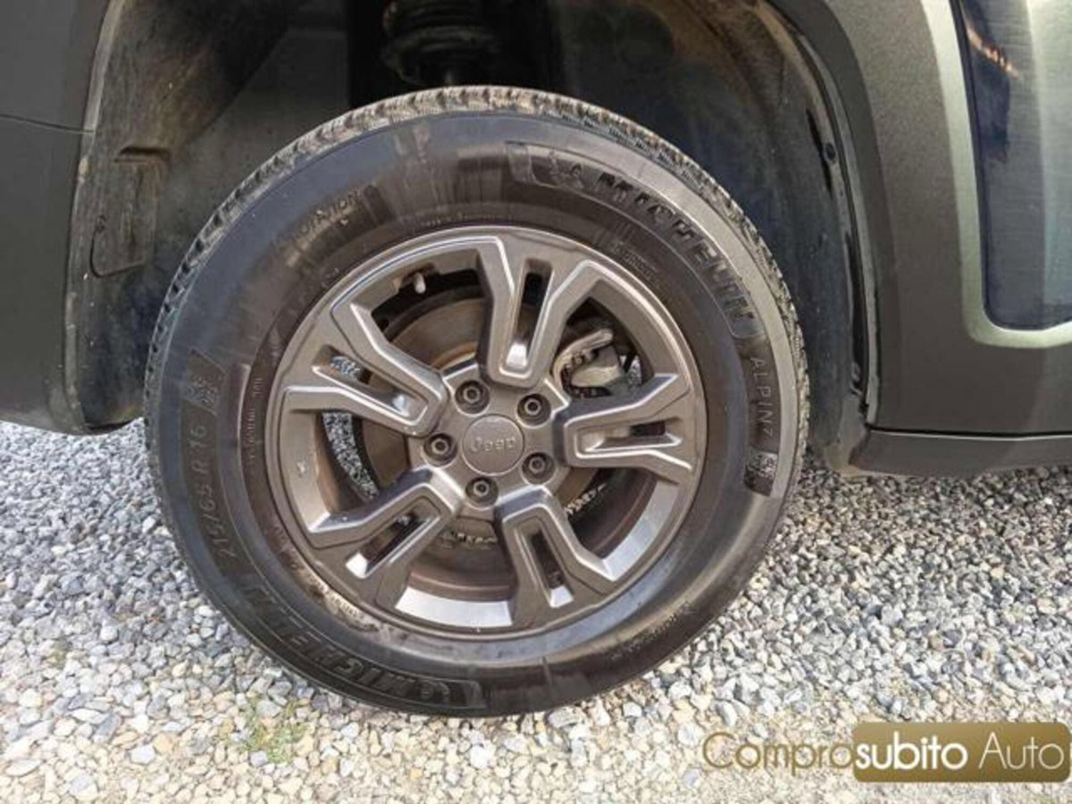 Jeep Renegade 2.0 Mjt 140CV 4WD Active Drive Limited (14)