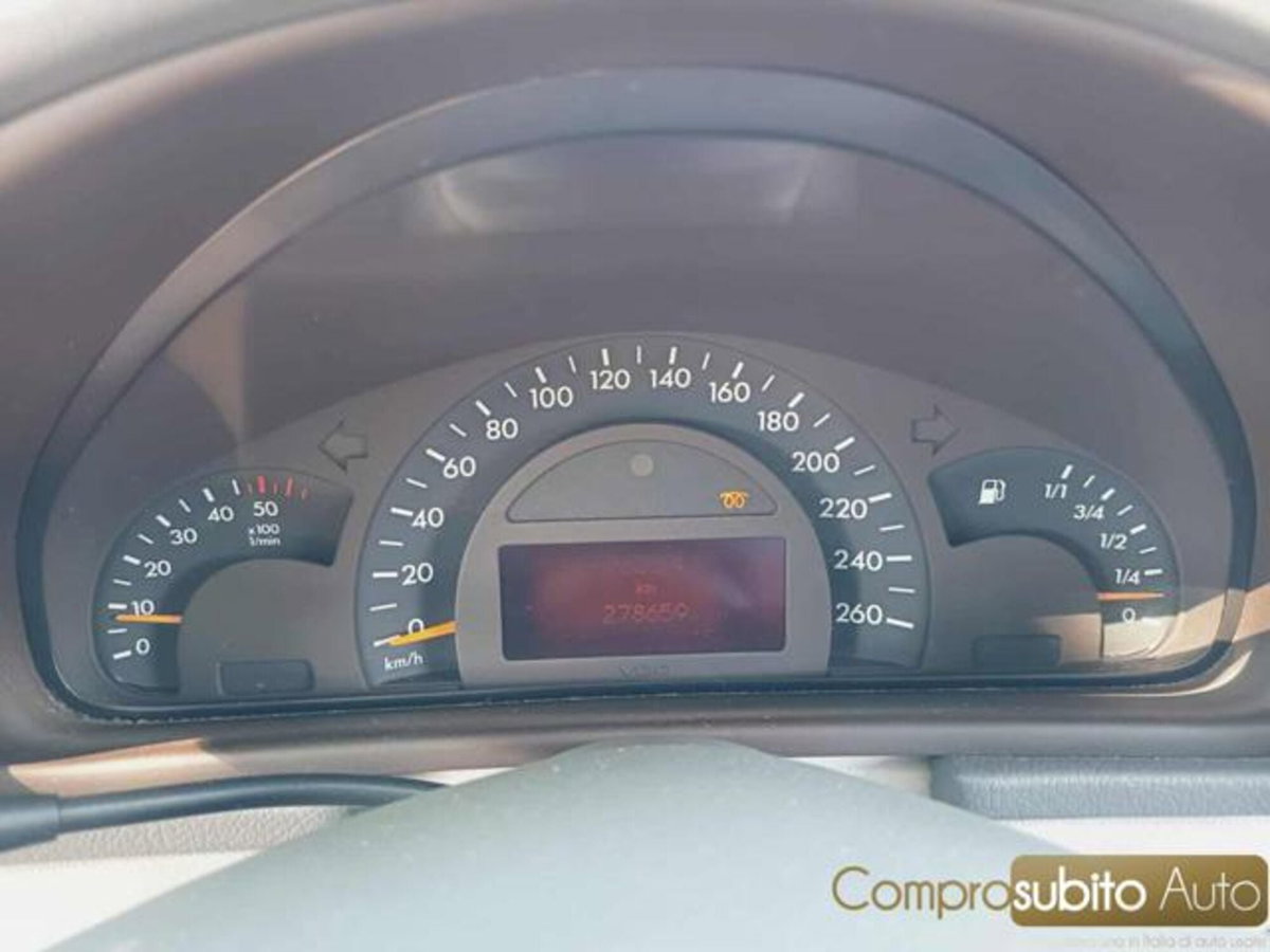 Mercedes-Benz Classe C Station Wagon 220 CDI cat Elegance Sport (19)