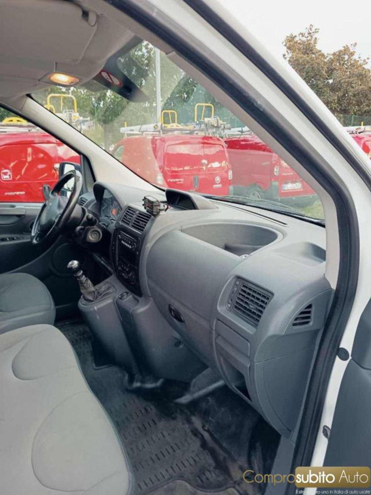 Peugeot Expert Furgone 2.0 HDi 125CV FAP PC Access 6P (14)
