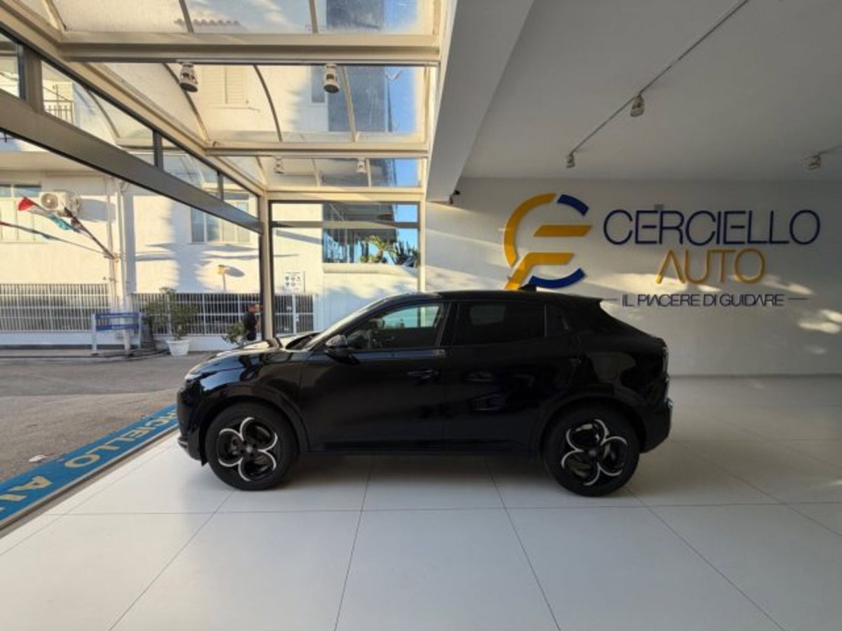 Alfa Romeo Junior 1.2 ibrida Ti 145cv edct6 (11)