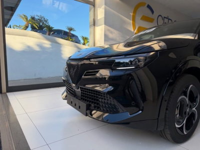 Alfa Romeo Junior 1.2 ibrida Ti 145cv edct6 (14)