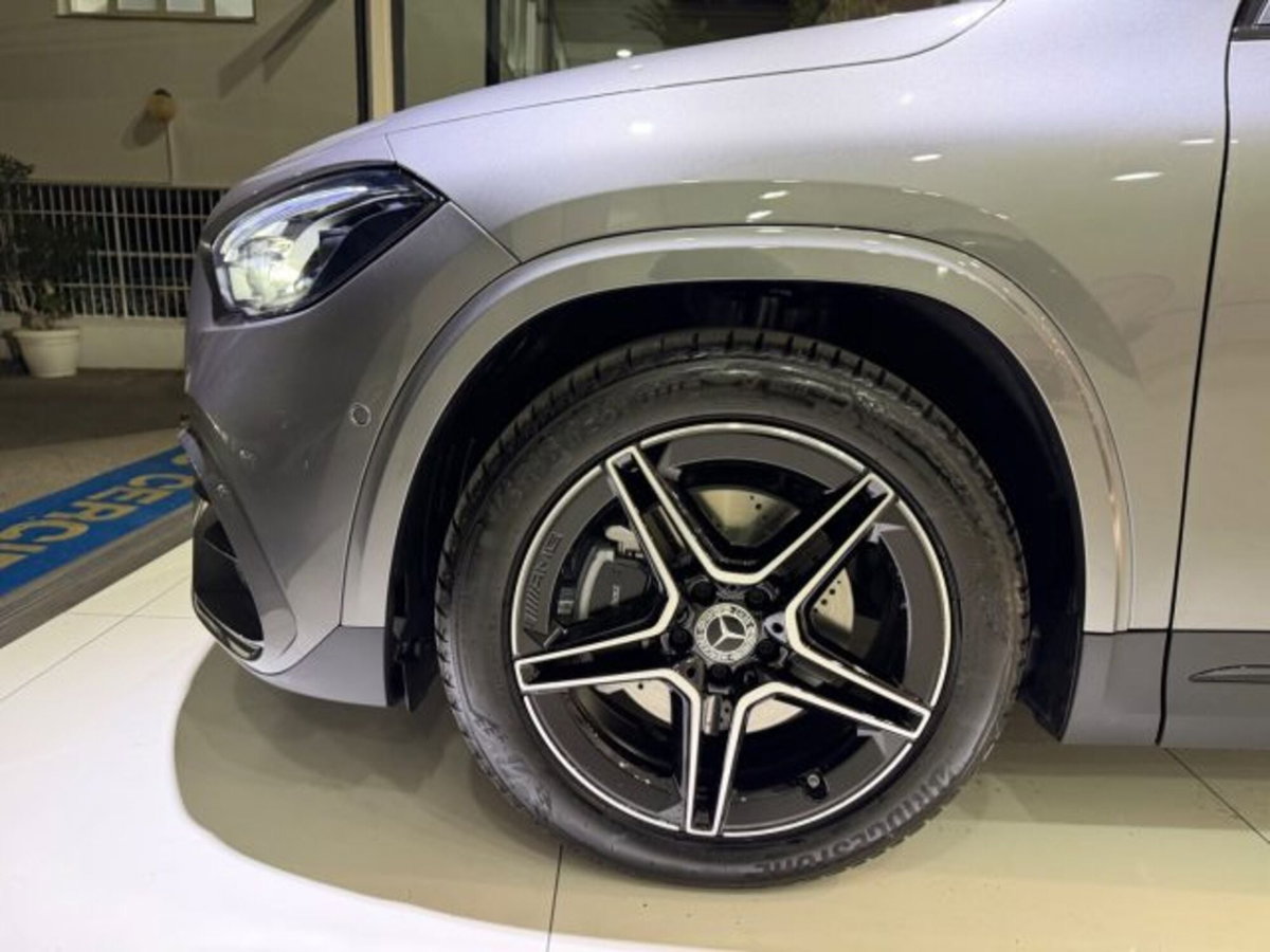 Mercedes-Benz GLA SUV 200 d AMG Line Extra Tech Edition auto (8)