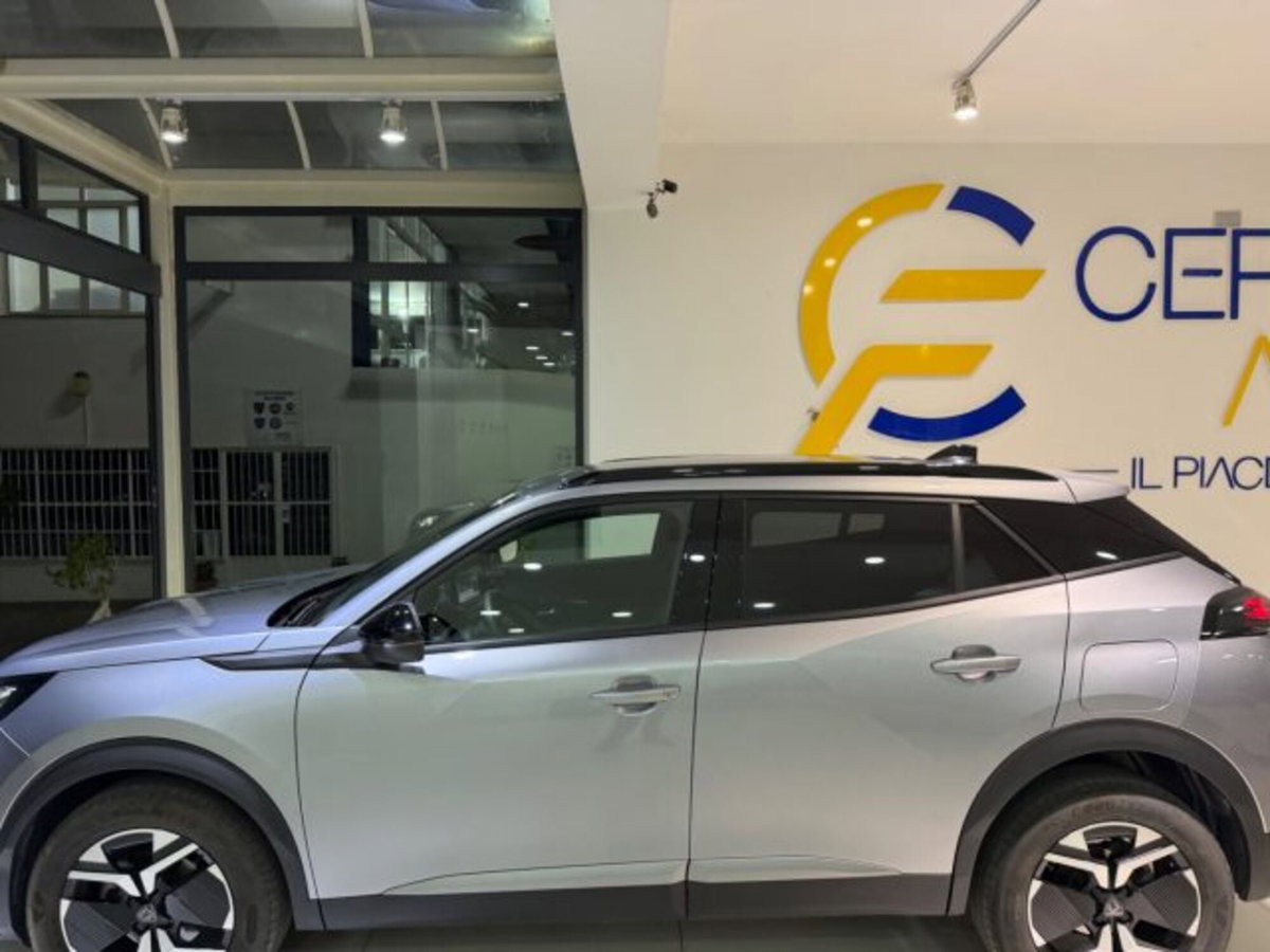 Peugeot 2008 PureTech 100 S&S Allure (12)