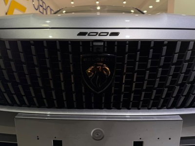 Peugeot 2008 PureTech 100 S&S Allure (14)