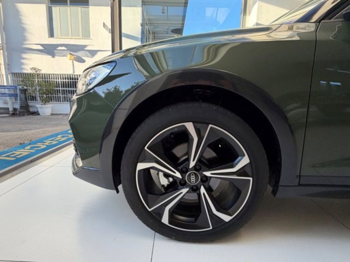 Audi A1 allstreet allstreet 30 TFSI S tronic Identity Contrast (17)