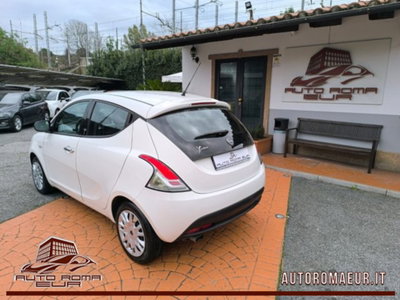 Lancia Ypsilon 1.2 69 CV 5 porte Silver (3)
