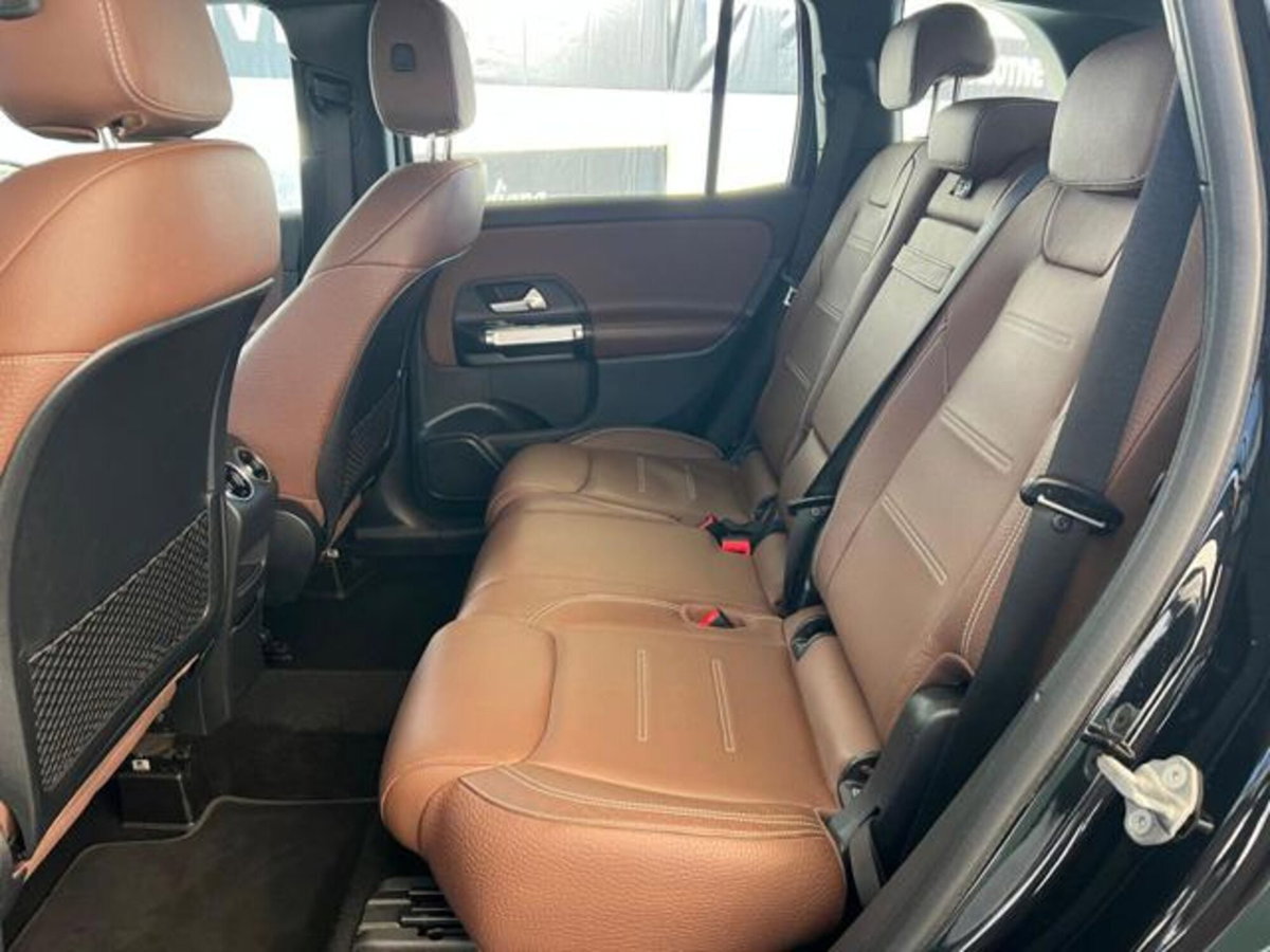 Mercedes-Benz GLB 200 d Automatic 4Matic Premium (9)