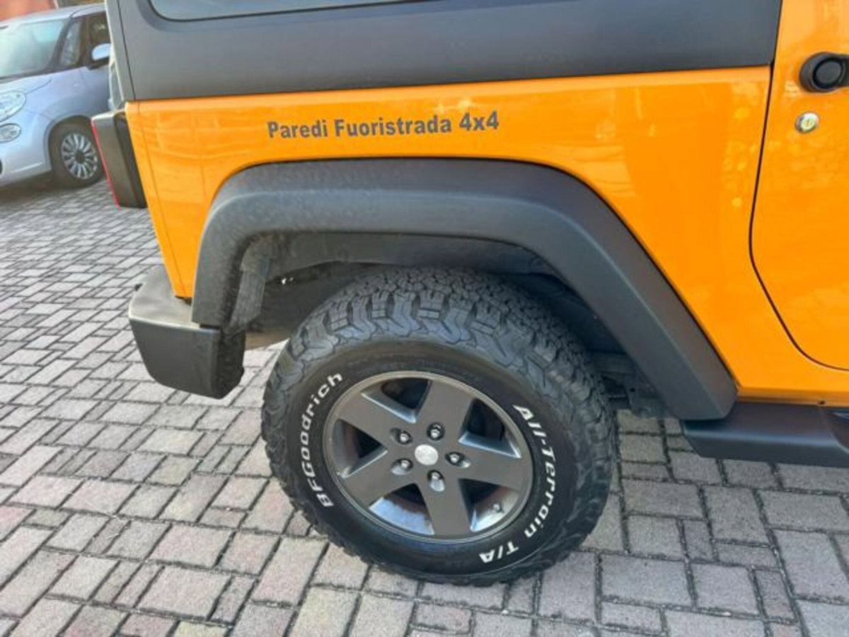 Jeep Wrangler 2.8 CRD DPF Mountain Auto (8)
