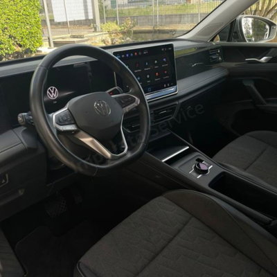 Volkswagen Tiguan 2.0 tdi Life 150cv dsg (16)
