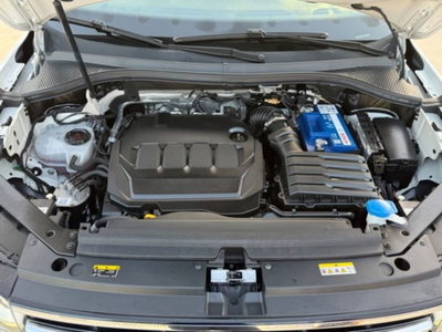 Volkswagen Tiguan 2.0 tdi R-Line 150cv dsg (13)