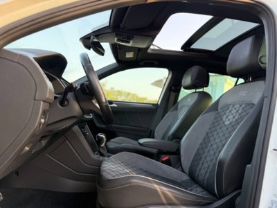 Volkswagen Tiguan 2.0 tdi R-Line 150cv dsg (16)