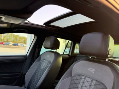 Volkswagen Tiguan 2.0 tdi R-Line 150cv dsg (18)