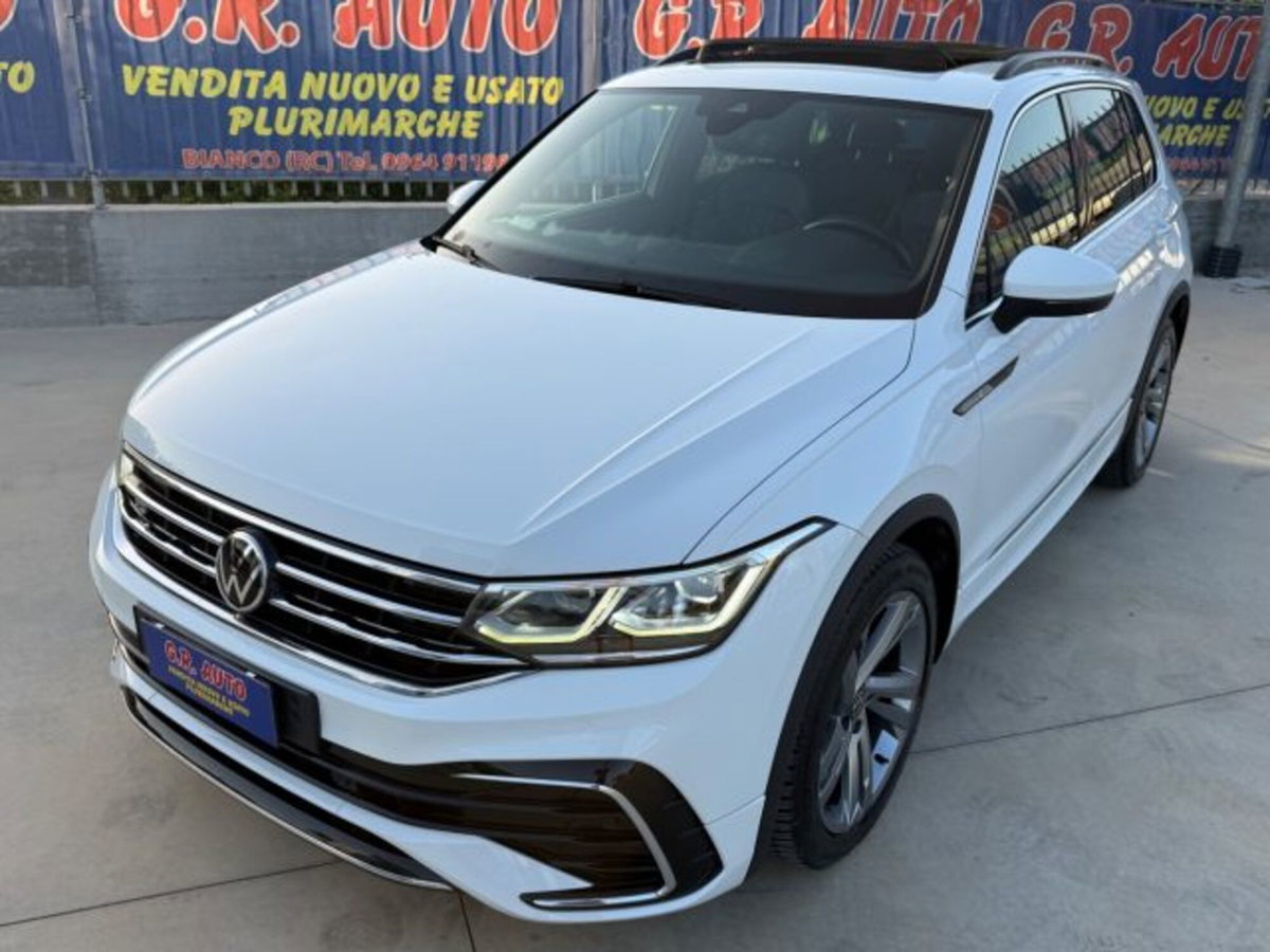 Volkswagen Tiguan 2.0 tdi R-Line 150cv dsg (3)